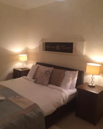 Ardmullen Townhouse X Davitt's & Restaurant Vakantiehuis *