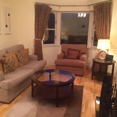 Ardmullen Townhouse X Davitt's & Restaurant קנמארה