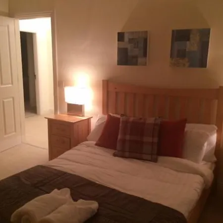 Ardmullen Townhouse X Davitt's & Restaurant *